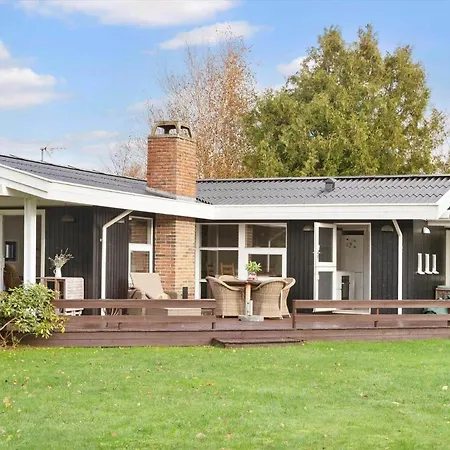 בית נופש 1660-tisvilde-iglekaervej-35 Vejby Strand